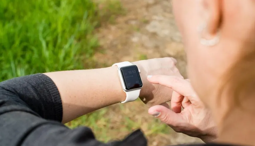 Making Apple Watch User-Friendly for Seniors: Setup Tips